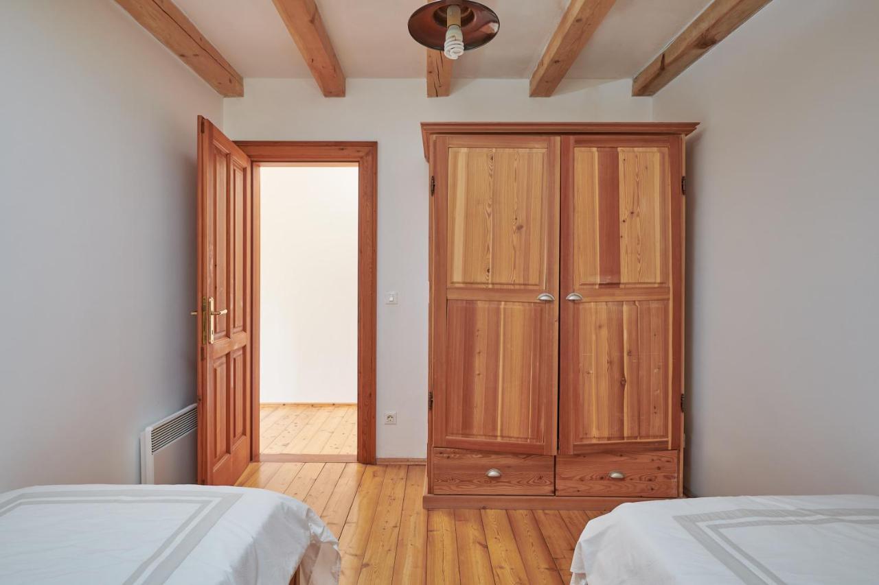 Park Cottage Govedari Екстер'єр фото